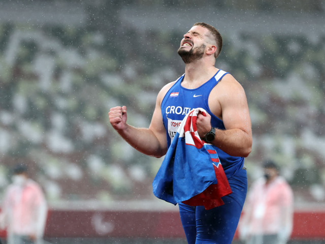 Tokio, 02.09.2021 - Hrvatski atletičar Ivan Katanušić osvojio je srebrnu medalju u u bacanju diska, kategorija F64 na Paraolimpijskim igrama Tokio 2020.